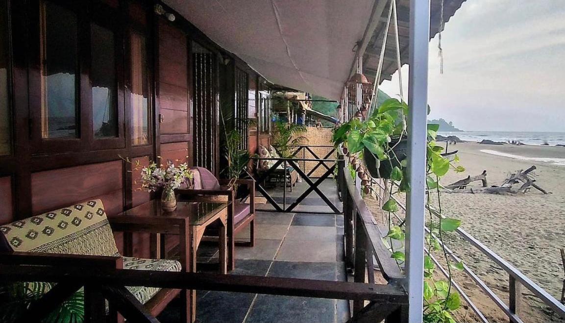 Casa Beach Hut Resort Палолем Екстериор снимка