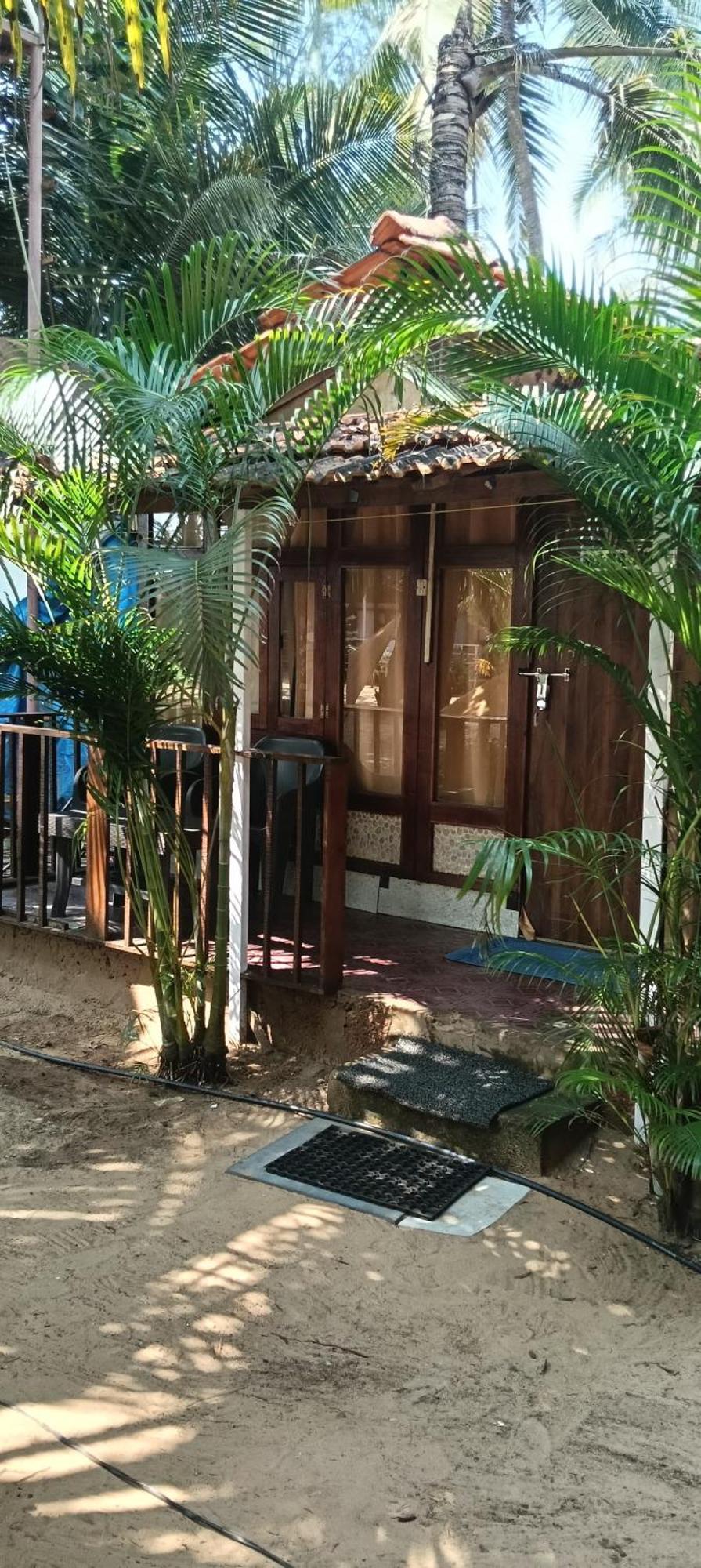 Casa Beach Hut Resort Палолем Екстериор снимка
